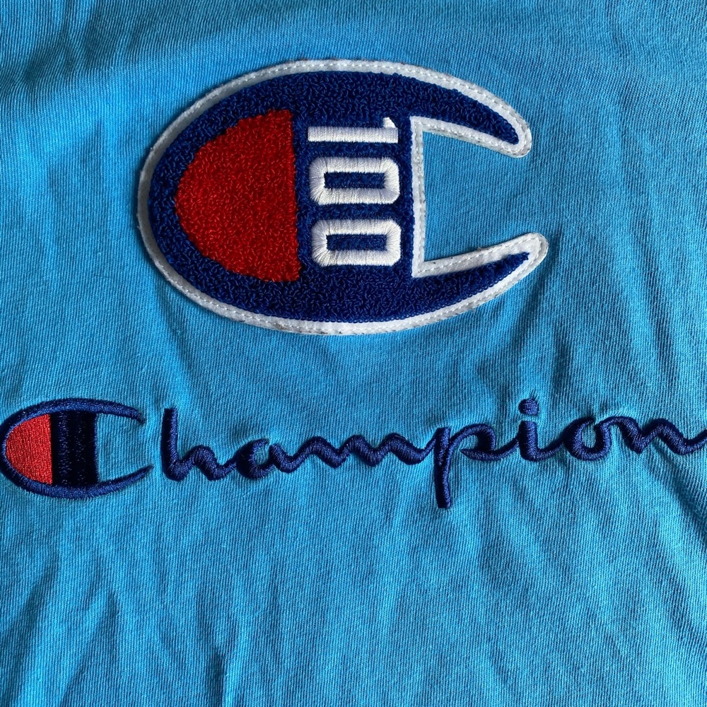 Champion t-shirt